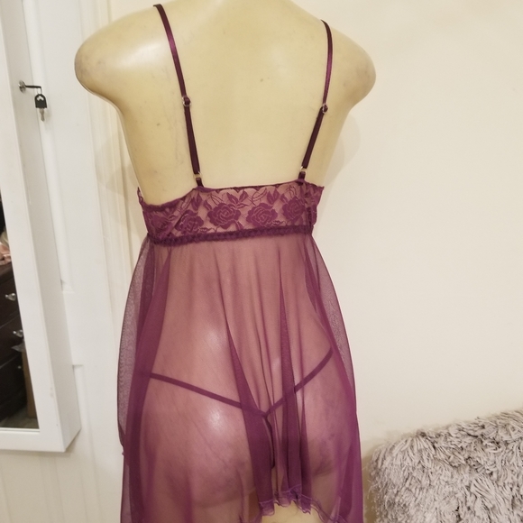 Lingerie - Picture 3 of 3